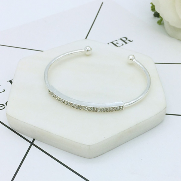 **JUST IN** Silver Pave Bangle Bracelet - Picture 2 of 2